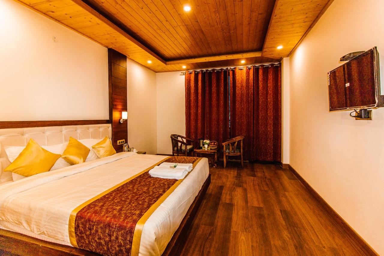 Hotel Misty Mountain Manali Exteriér fotografie